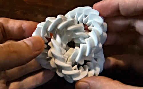 Triple Gear - Henry Segerman - YouTube